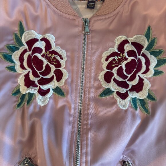 Signature8 Pink Satin Bomber Jacket NWT Women’s Small Floral Embroidered Zip Up - Picture 6 of 7